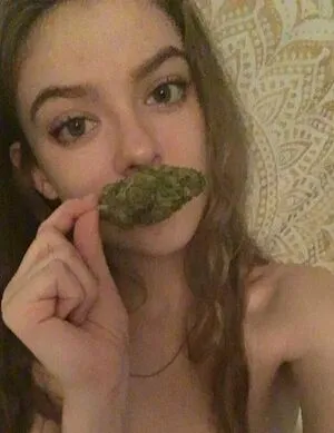 Rose Castella OnlyFans Leaked Free Thumbnail Picture - #Hag3au6k37