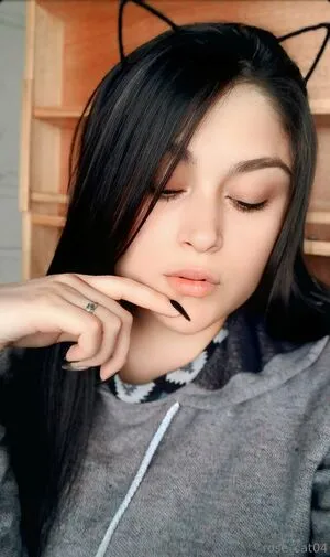 Rose Cat04 OnlyFans Leaked Free Thumbnail Picture - #ulfhKLrO2O