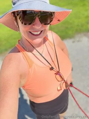 Rose Curvy Xxx OnlyFans Leaked Free Thumbnail Picture - #safvJG4HV2