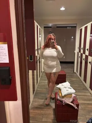 Rose La Reine OnlyFans Leaked Free Thumbnail Picture - #4vnBCzX8yg