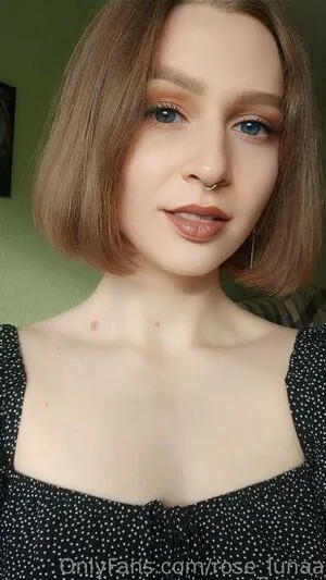 Rose Lunaa OnlyFans Leaked Free Thumbnail Picture - #BZ8hg4zok0