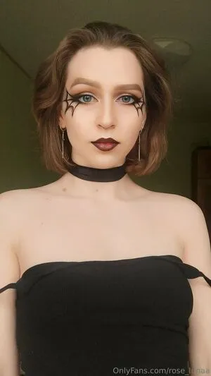 Rose Lunaa OnlyFans Leaked Free Thumbnail Picture - #VNndFF86aW