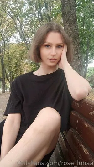 Rose Lunaa OnlyFans Leaked Free Thumbnail Picture - #cCQ2ctdaha