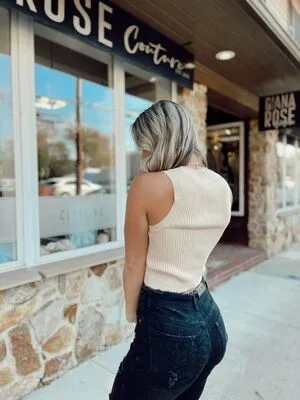 Rose Neck OnlyFans Leaked Free Thumbnail Picture - #0ltqN0lXlf