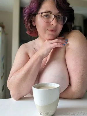 Rose Taylor Free OnlyFans Leaked Free Thumbnail Picture - #dhRuiCG0Ln
