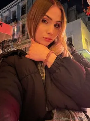 Rose Ts OnlyFans Leaked Free Thumbnail Picture - #6zKyWjSCJJ