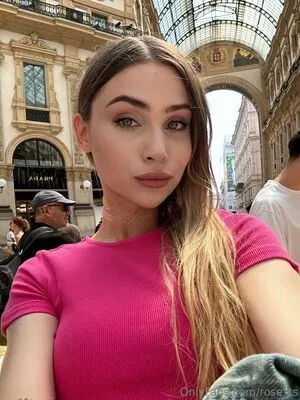 Rose Ts OnlyFans Leaked Free Thumbnail Picture - #E6gtVn1Kpk