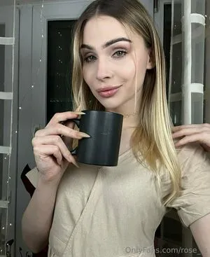 Rose Ts OnlyFans Leaked Free Thumbnail Picture - #RF3WD2qPM7