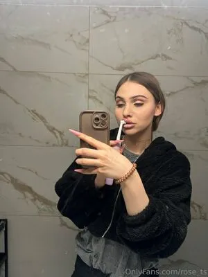 Rose Ts OnlyFans Leaked Free Thumbnail Picture - #SHx8CdYicC