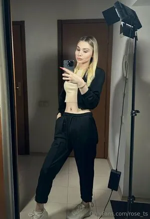Rose Ts OnlyFans Leaked Free Thumbnail Picture - #W43UVyhDwR
