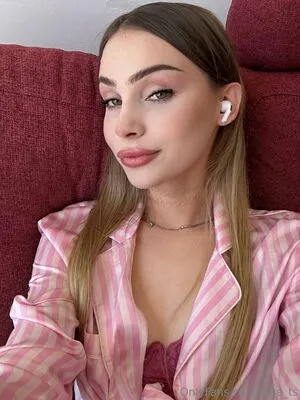 Rose Ts OnlyFans Leaked Free Thumbnail Picture - #k6TdmZhEwB