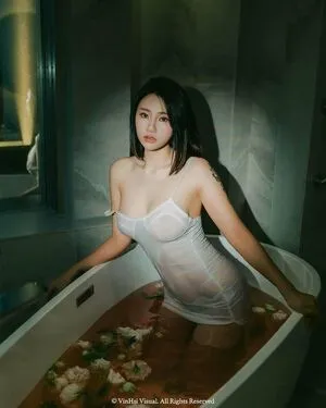 Rose825 OnlyFans Leaked Free Thumbnail Picture - #6ybV8WHqoS