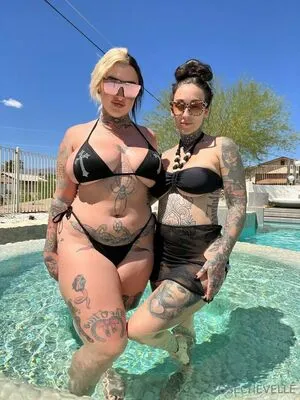 Rosechevelle OnlyFans Leaked Free Thumbnail Picture - #8g8hychERq