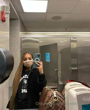 Rosedemifree OnlyFans Leaked Free Thumbnail Picture - #Lj4mESaCDY