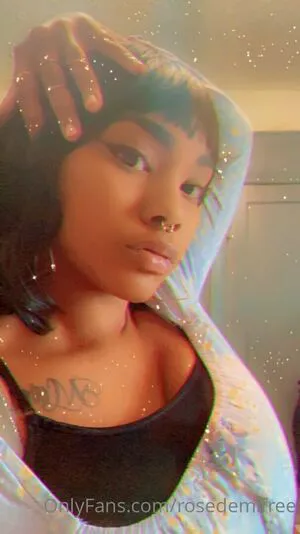 Rosedemifree OnlyFans Leaked Free Thumbnail Picture - #t7NIKEVIJp