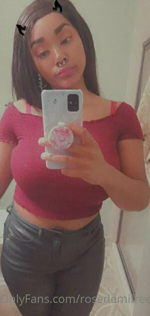 Rosedemifree OnlyFans Leaked Free Thumbnail Picture - #uI0Rex1iPs