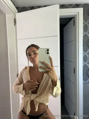 Roseeeejj OnlyFans Leaked Free Thumbnail Picture - #X3mUqvByJI