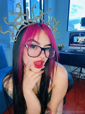 Roseiaro OnlyFans Leaked Free Thumbnail Picture - #fjADBmdHKP