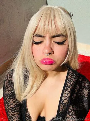 Roseiaro OnlyFans Leaked Free Thumbnail Picture - #hxS6ZpvyCJ