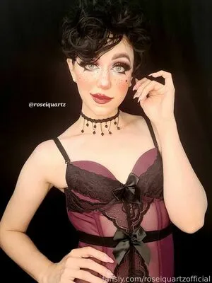 Roseiquartzofficial OnlyFans Leaked Free Thumbnail Picture - #RyLeDJIsC5