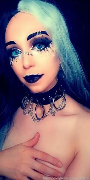 Roseiquartzofficial OnlyFans Leaked Free Thumbnail Picture - #bntVe6Bf9n