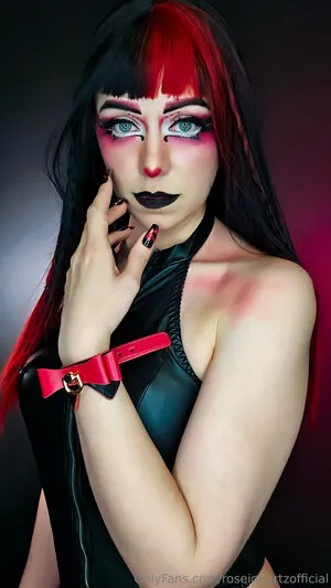 Roseiquartzofficial OnlyFans Leaked Free Thumbnail Picture - #byrdV7s5AQ