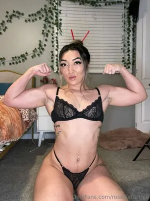 Roseisstarfree OnlyFans Leaked Free Thumbnail Picture - #2Wlm6ACCwc