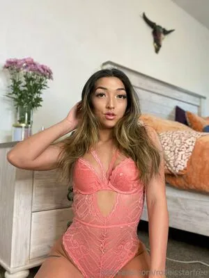 Roseisstarfree OnlyFans Leaked Free Thumbnail Picture - #NfoTK6jgMg