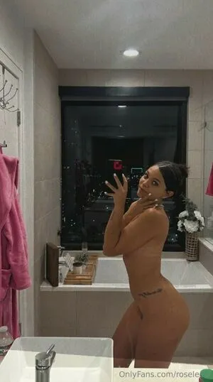 Roseleediiii OnlyFans Leaked Free Thumbnail Picture - #WIwSgx03WD