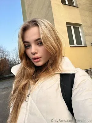 Roselin De OnlyFans Leaked Free Thumbnail Picture - #ACs7ErbGEi