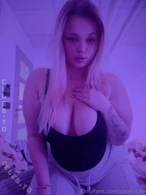 Roselin De OnlyFans Leaked Free Thumbnail Picture - #PhDhai9kCx