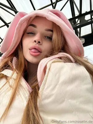 Roselin De OnlyFans Leaked Free Thumbnail Picture - #XOHPbs44tx