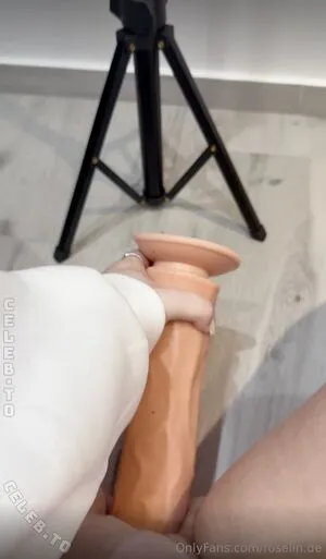 Roselin De OnlyFans Leaked Free Thumbnail Picture - #aasOY0P5iy