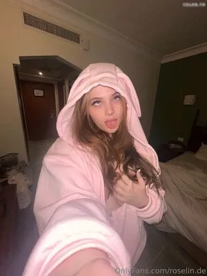 Roselin De OnlyFans Leaked Free Thumbnail Picture - #dfHC9UgtvF