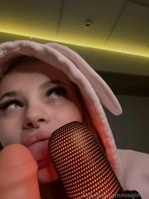 Roselin De OnlyFans Leaked Free Thumbnail Picture - #lZTo54cfdx
