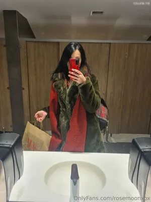 Rosemoonxox OnlyFans Leaked Free Thumbnail Picture - #H3Zlf1QvDT