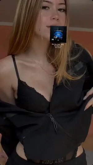 Rosenicol OnlyFans Leaked Free Thumbnail Picture - #2XhaqBoH8x