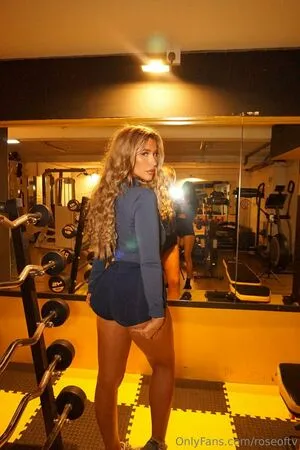 Roseoftv OnlyFans Leaked Free Thumbnail Picture - #GAD8H990Qk