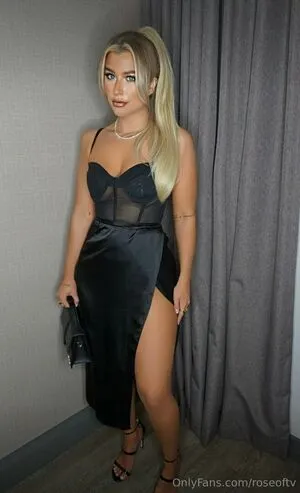 Roseoftv OnlyFans Leaked Free Thumbnail Picture - #HbNjXr721i