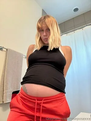 Roseposexxx OnlyFans Leaked Free Thumbnail Picture - #9EXOyJ9sd4
