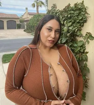 Roserayy OnlyFans Leaked Free Thumbnail Picture - #sm785lI70H