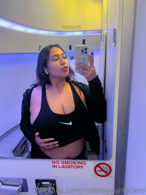 Roserayyunlocked OnlyFans Leaked Free Thumbnail Picture - #TbiIziNanh