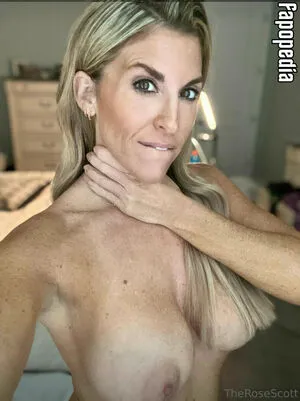 Rosescott OnlyFans Leaked Free Thumbnail Picture - #r6WofEoNyh