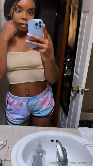 Rosesornot OnlyFans Leaked Free Thumbnail Picture - #JVrBYVak5H
