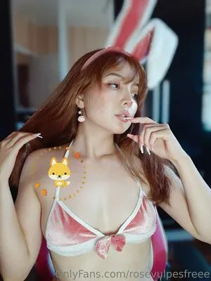 Rosevulpesfreee OnlyFans Leaked Free Thumbnail Picture - #XRfU2csey9