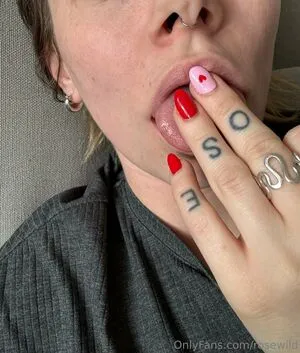 Rosewild OnlyFans Leaked Free Thumbnail Picture - #BH060DqSKC