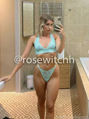 Rosewitchh OnlyFans Leaked Free Thumbnail Picture - #BlGluvAW1C
