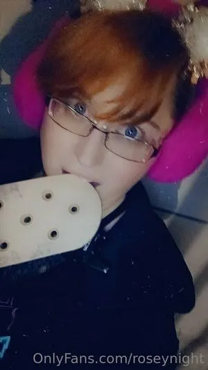 Roseynight OnlyFans Leaked Free Thumbnail Picture - #32TrhatIdZ
