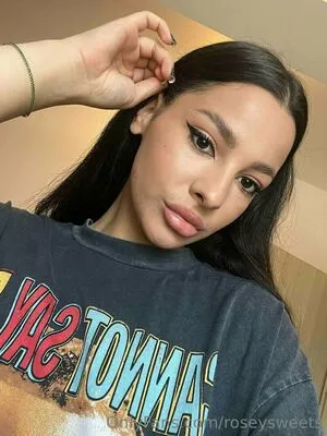 Roseysweets OnlyFans Leaked Free Thumbnail Picture - #9hFxdD2N7a