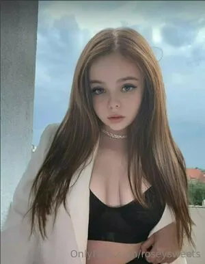 Roseysweets OnlyFans Leaked Free Thumbnail Picture - #J5elOlVINJ